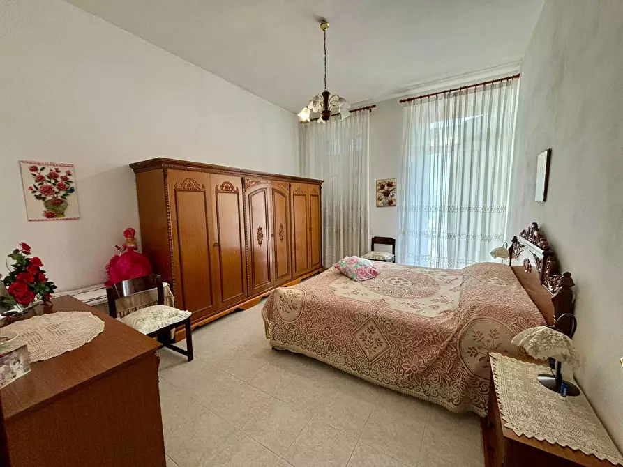 Immagine 5 di Appartamento in vendita  a Alessandria