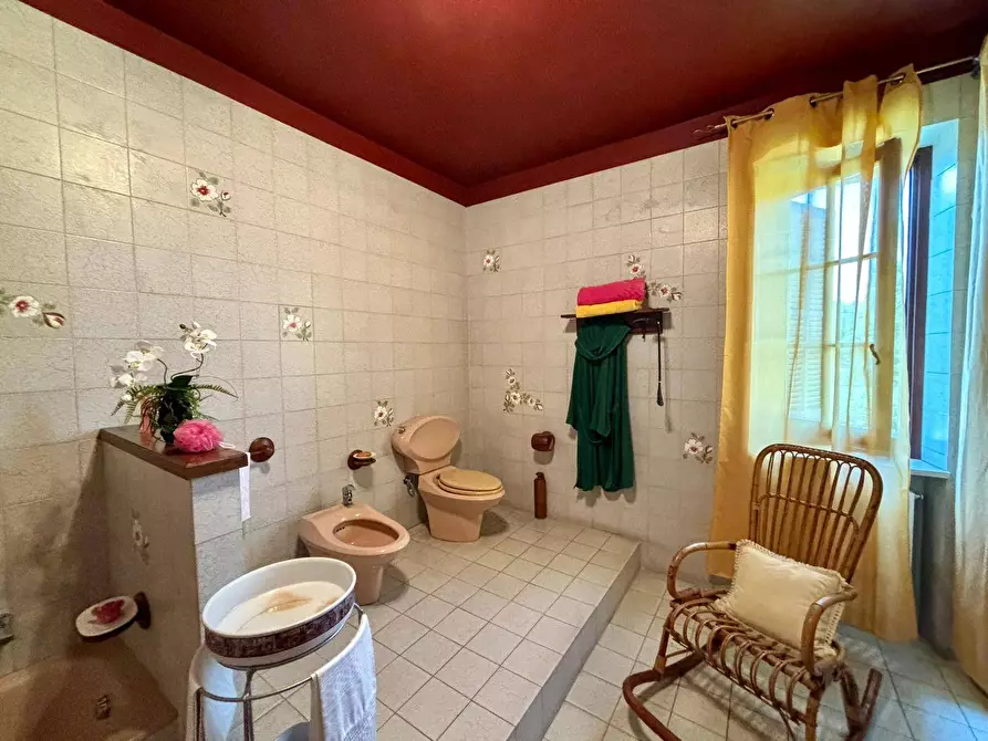 Immagine 17 di Villa in vendita  a Alessandria