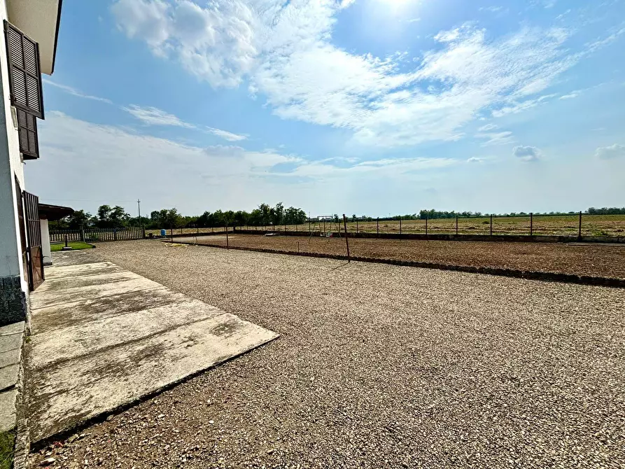 Immagine 30 di Villa in vendita  a Alessandria