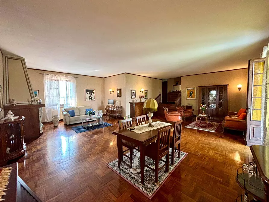 Immagine 6 di Villa in vendita  a Alessandria