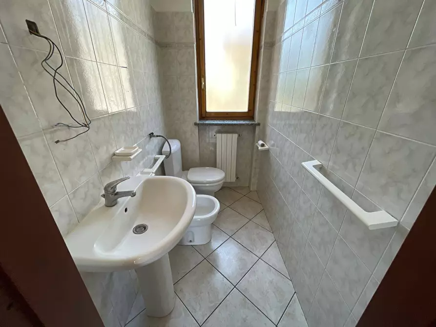 Immagine 16 di Villetta a schiera in vendita  a Alessandria