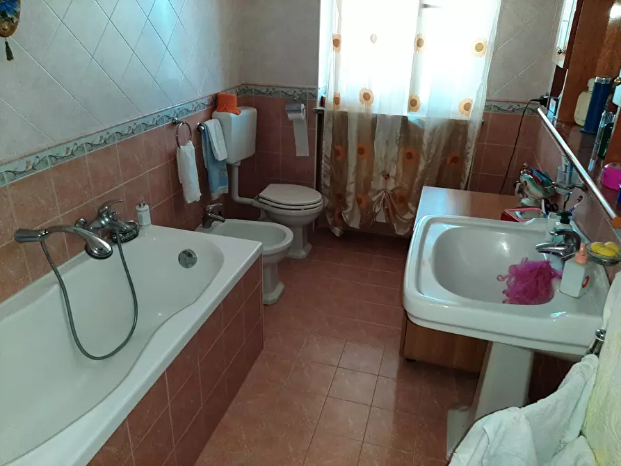 Immagine 12 di Villa in vendita  a Alessandria