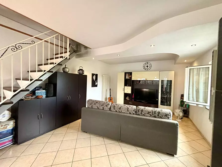 Immagine 4 di Appartamento in vendita  a Alessandria