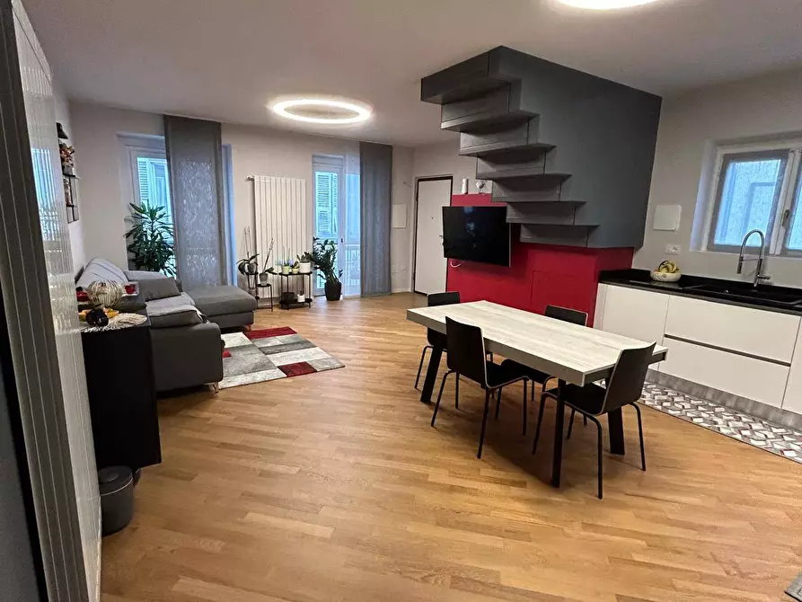 Immagine 5 di Appartamento in vendita  a Alessandria