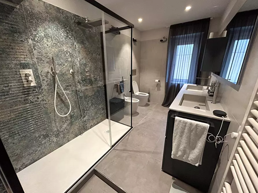 Immagine 12 di Appartamento in vendita  a Alessandria