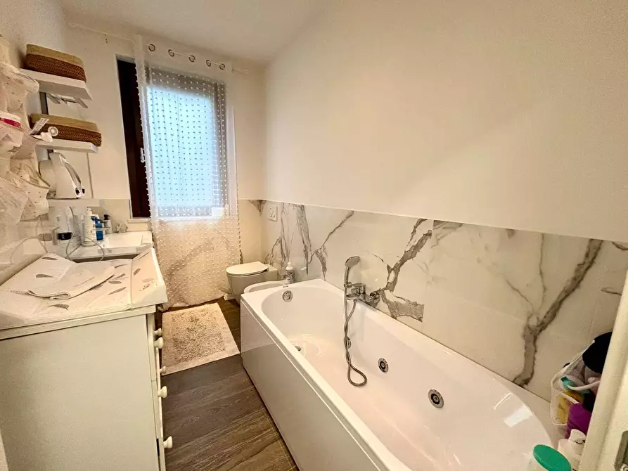 Immagine 22 di Villetta a schiera in vendita  a Alessandria