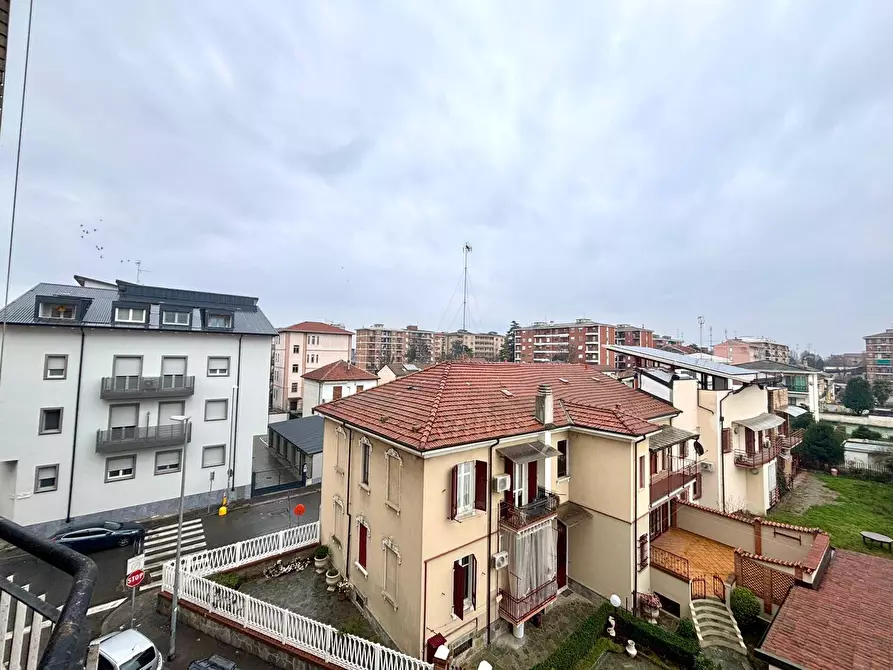 Immagine 11 di Appartamento in vendita  a Alessandria