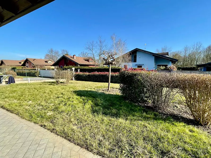 Immagine 5 di Villa in vendita  a Alessandria