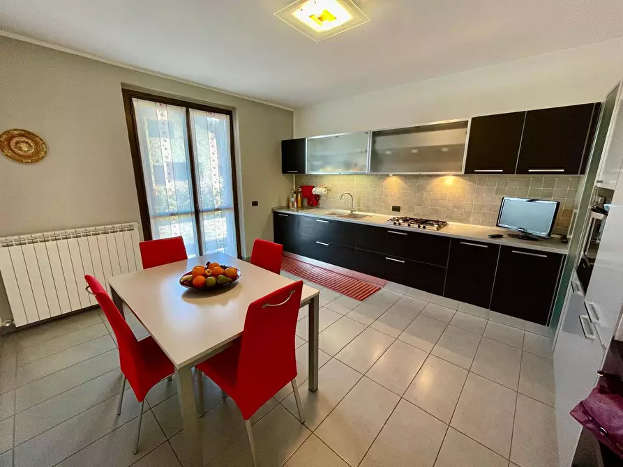 Immagine 15 di Villa in vendita  a Alessandria