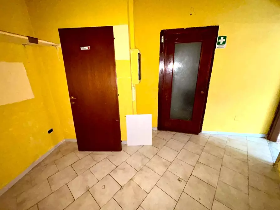 Immagine 3 di Locale commerciale in vendita  a Alessandria
