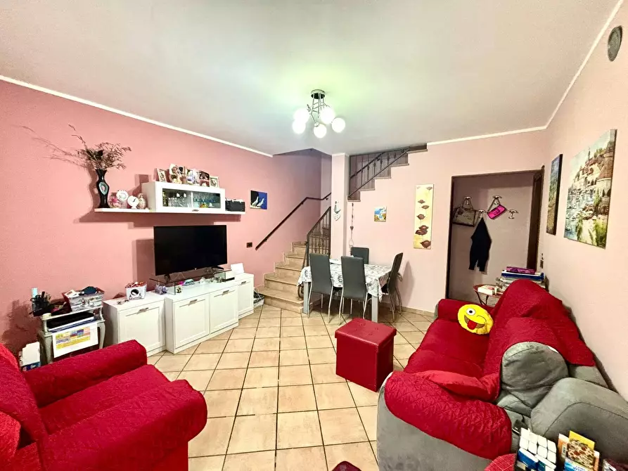 Immagine 5 di Casa indipendente in vendita  a Castelletto Monferrato