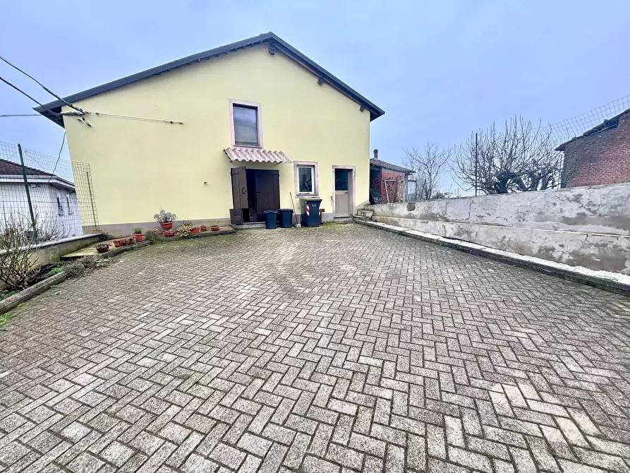 Immagine 3 di Casa indipendente in vendita  a Castelletto Monferrato
