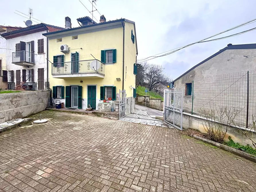 Immagine 1 di Casa indipendente in vendita  a Castelletto Monferrato