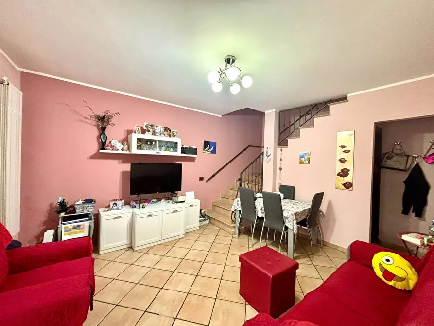 Immagine 6 di Casa indipendente in vendita  a Castelletto Monferrato