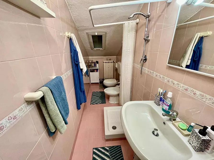 Immagine 21 di Appartamento in vendita  a Alessandria