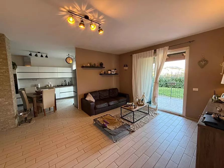 Immagine 12 di Villa in vendita  a Alessandria