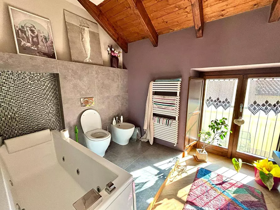 Immagine 21 di Appartamento in vendita  a Alessandria