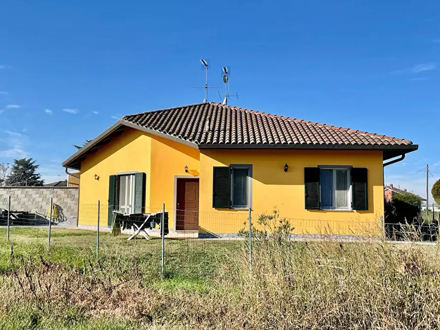 Immagine 26 di Villa in vendita  a Oviglio