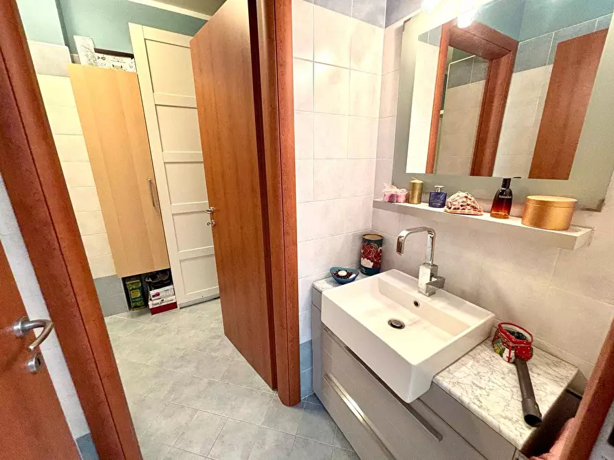 Immagine 14 di Appartamento in vendita  a Alessandria