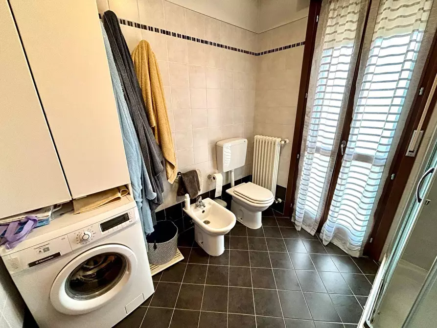 Immagine 17 di Appartamento in vendita  a Alessandria