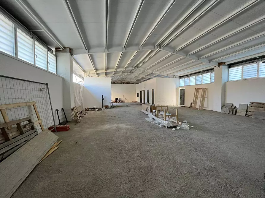 Immagine 3 di Capannone industriale in affitto  in Via Paradiso a Ottaviano