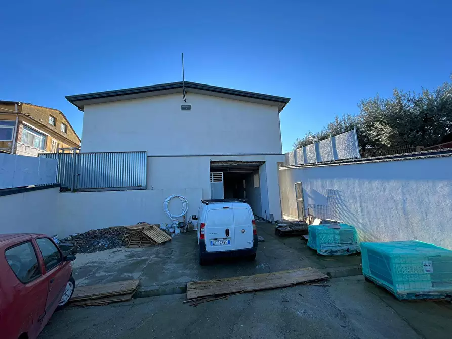Immagine 8 di Capannone industriale in affitto  in Via Paradiso a Ottaviano