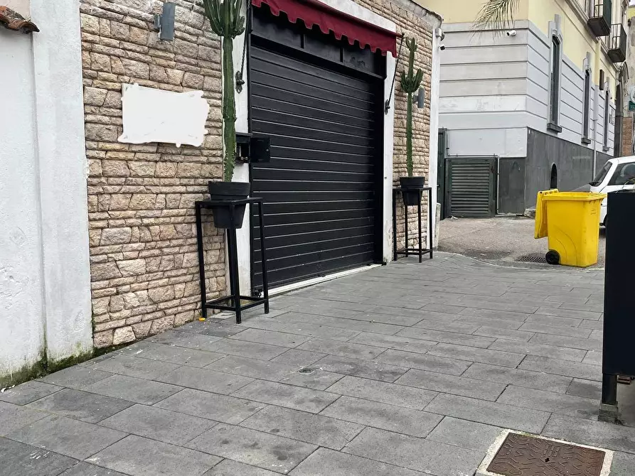 Immagine 18 di Locale commerciale in vendita  in Viale Elena a Ottaviano