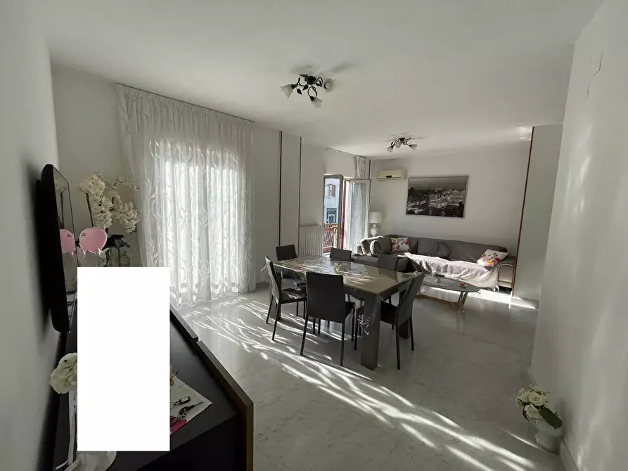 Immagine 3 di Appartamento in vendita  in Piazza S. Francesco a Ottaviano