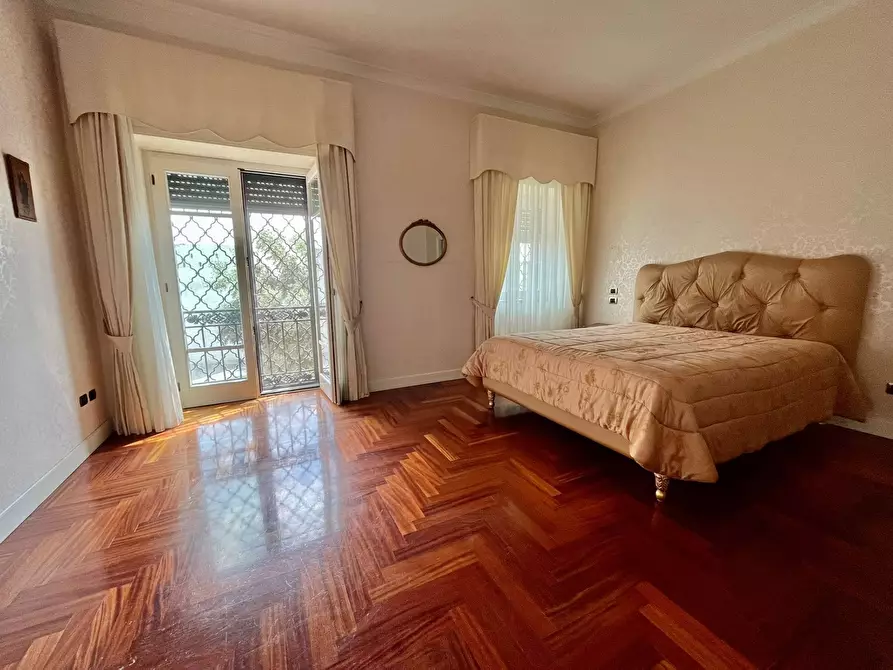 Immagine 23 di Villa in vendita  in Via Silenzio a Ottaviano