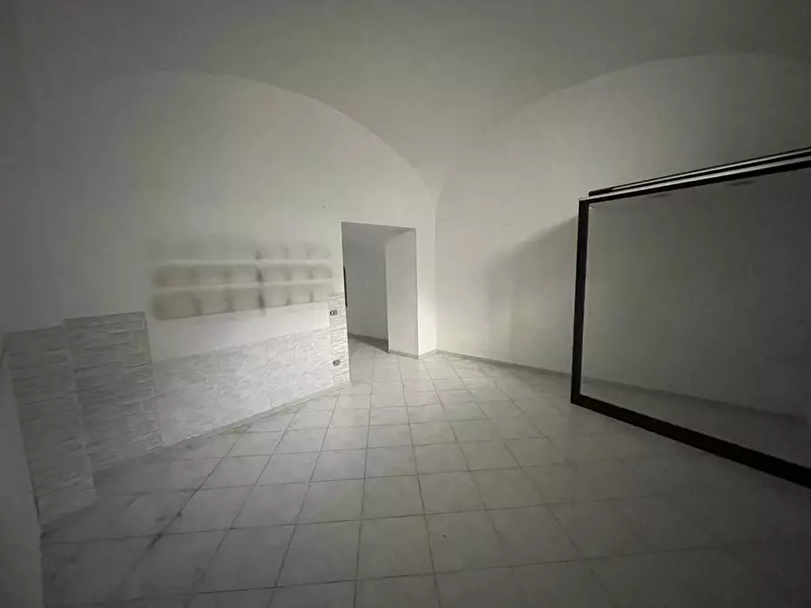 Immagine 2 di Locale commerciale in vendita  in Via Roma a Ottaviano