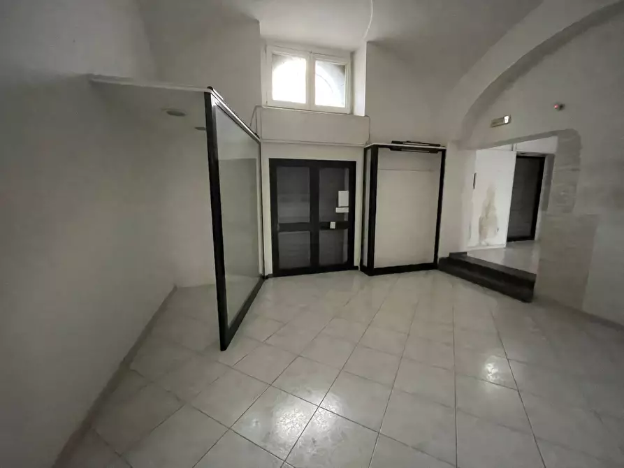 Immagine 5 di Locale commerciale in vendita  in Via Roma a Ottaviano