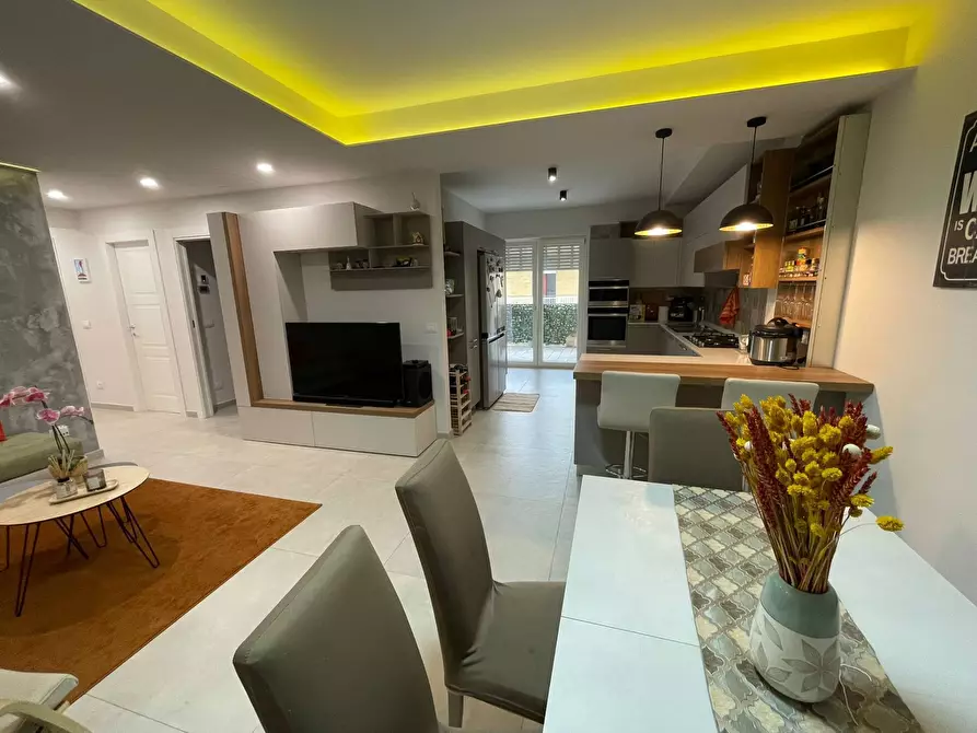 Immagine 2 di Appartamento in vendita  in via Francesco Curia a Ottaviano