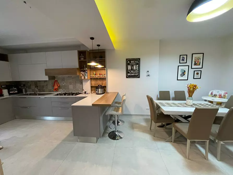 Immagine 9 di Appartamento in vendita  in via Francesco Curia a Ottaviano