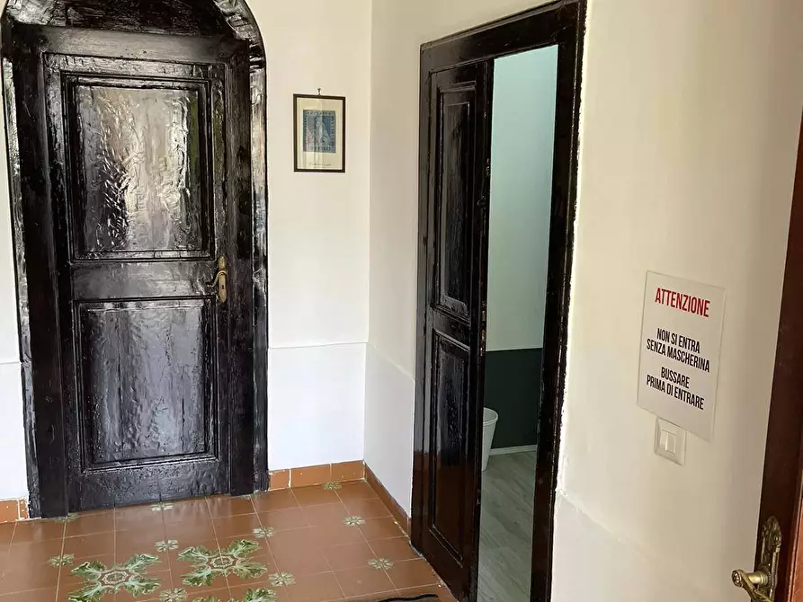 Immagine 6 di Ufficio in affitto  in Via Michele Arpaia a Ottaviano