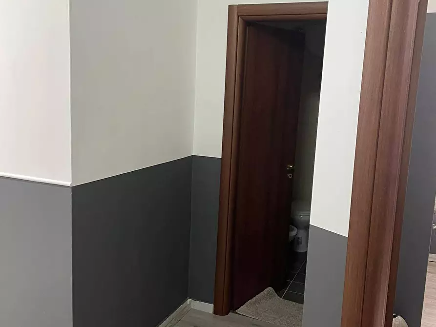 Immagine 7 di Ufficio in affitto  in Via Michele Arpaia a Ottaviano