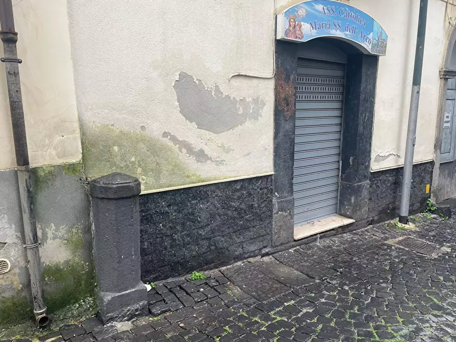 Immagine 4 di Locale commerciale in vendita  in via S. Giovanni a Ottaviano