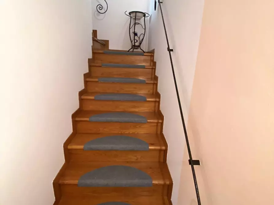 Immagine 21 di Rustico / casale in vendita  a Fermo