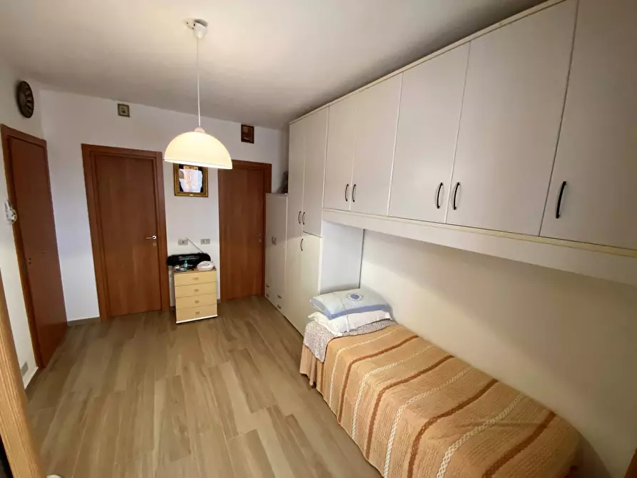 Immagine 11 di Appartamento in vendita  a Fermo