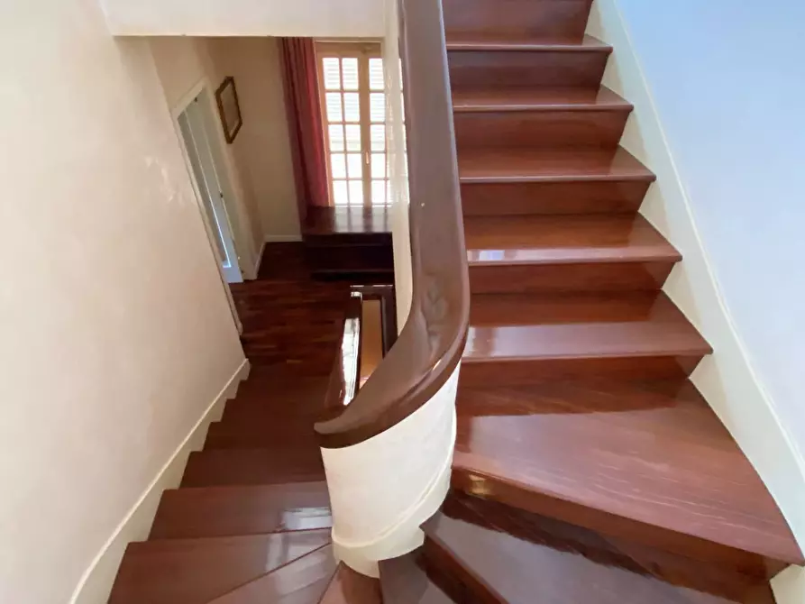 Immagine 24 di Villa in vendita  a Fermo