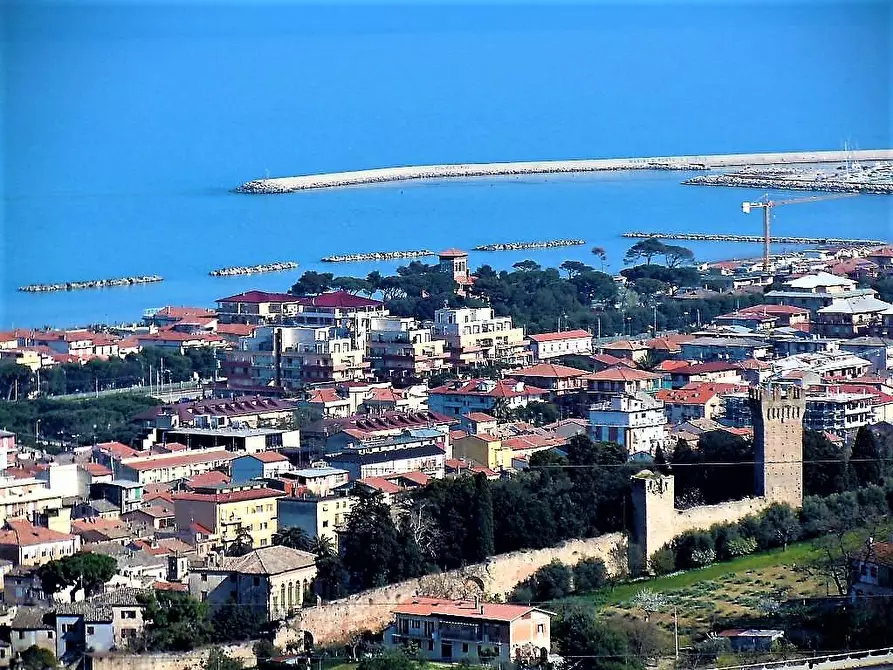 Immagine 3 di Casa indipendente in vendita  a Porto San Giorgio