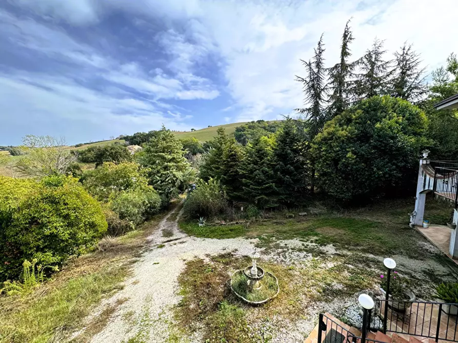 Immagine 10 di Casa indipendente in vendita  a Fermo