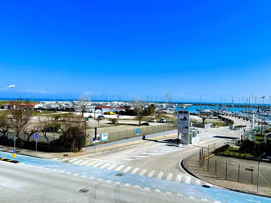 Immagine 3 di Appartamento in vendita  a Porto San Giorgio