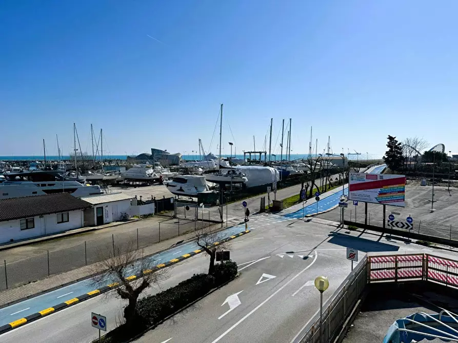 Immagine 3 di Appartamento in vendita  a Porto San Giorgio