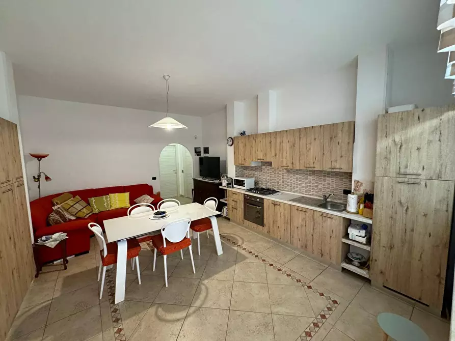 Immagine 2 di Casa indipendente in vendita  a Porto San Giorgio