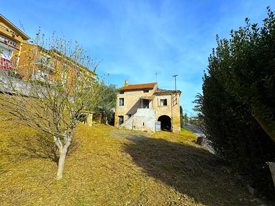 Immagine 1 di Rustico / casale in vendita  a Sant'elpidio A Mare