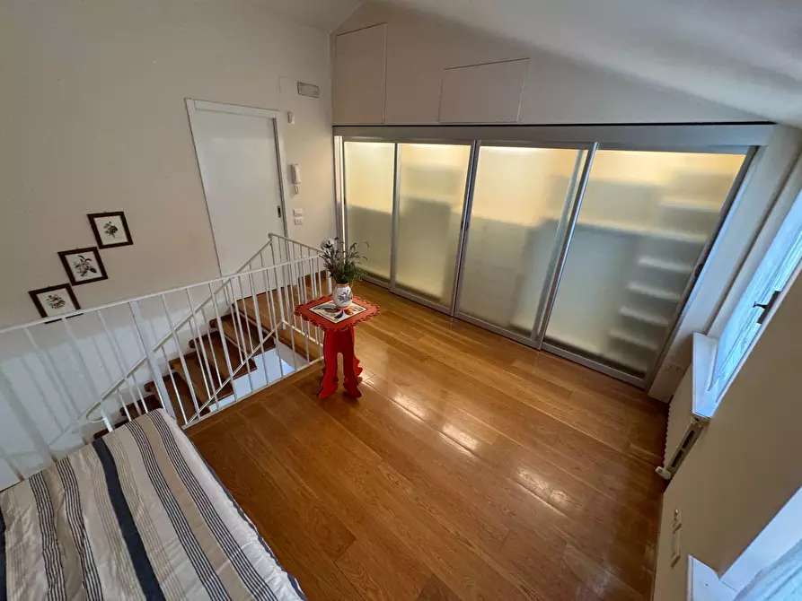 Immagine 15 di Casa indipendente in vendita  a Fermo