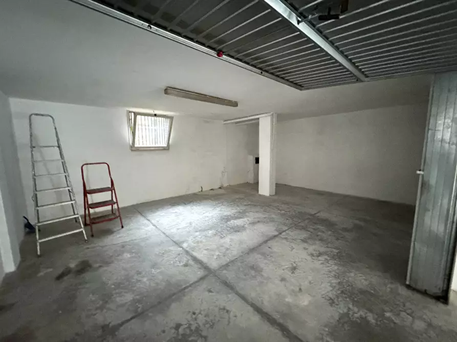 Immagine 17 di Appartamento in vendita  a Fermo