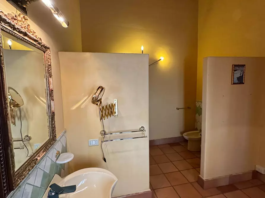 Immagine 23 di Villa in vendita  a Montegranaro