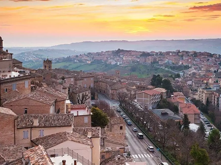 Immagine 1 di Casa indipendente in affitto  a Fermo