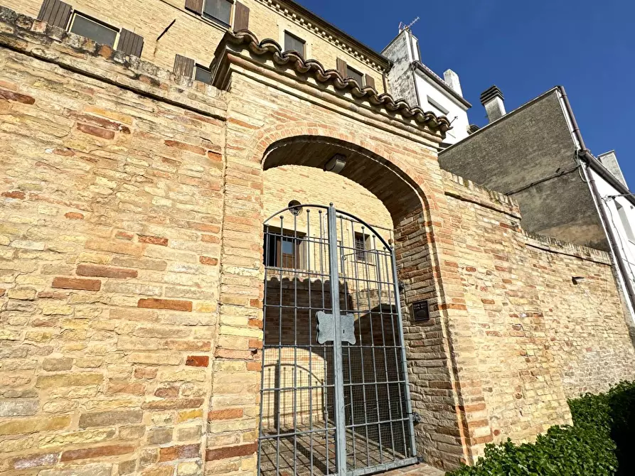 Immagine 4 di Villa in vendita  a Montegranaro